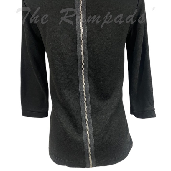 NWOT Solid Black Gap 3/4 Sleeve Back Zipper Shirt Size Small - Picture 6 of 11